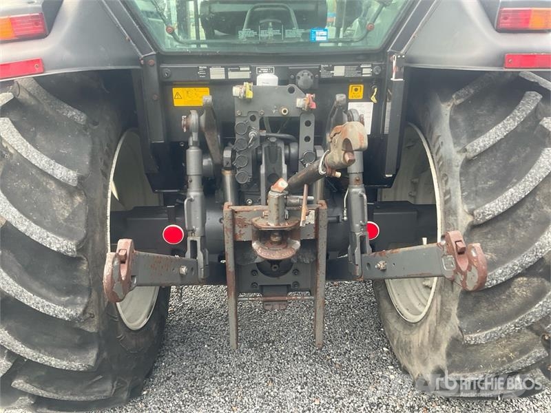 Valtra A93H 4WD Tractor Трактори