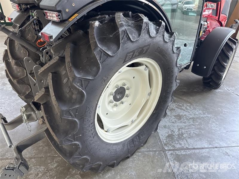 Valtra F105 4WD Tractor (Unused) Traktörler