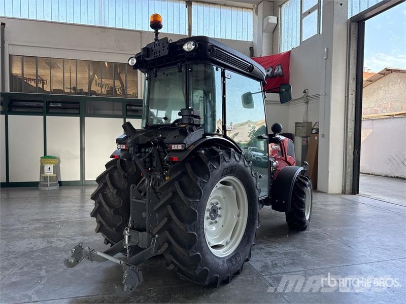 Valtra F105 4WD Tractor (Unused) Traktörler