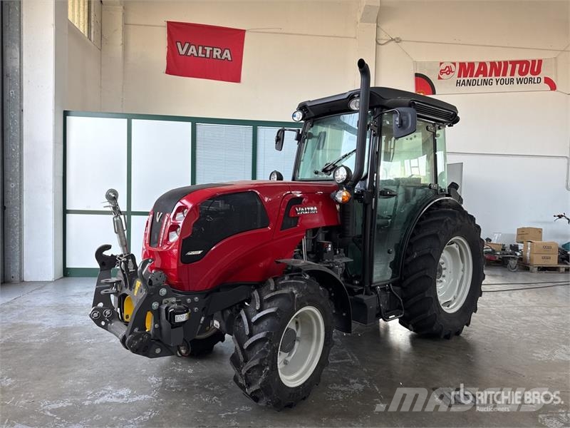 Valtra F105 4WD Tractor (Unused) Traktörler