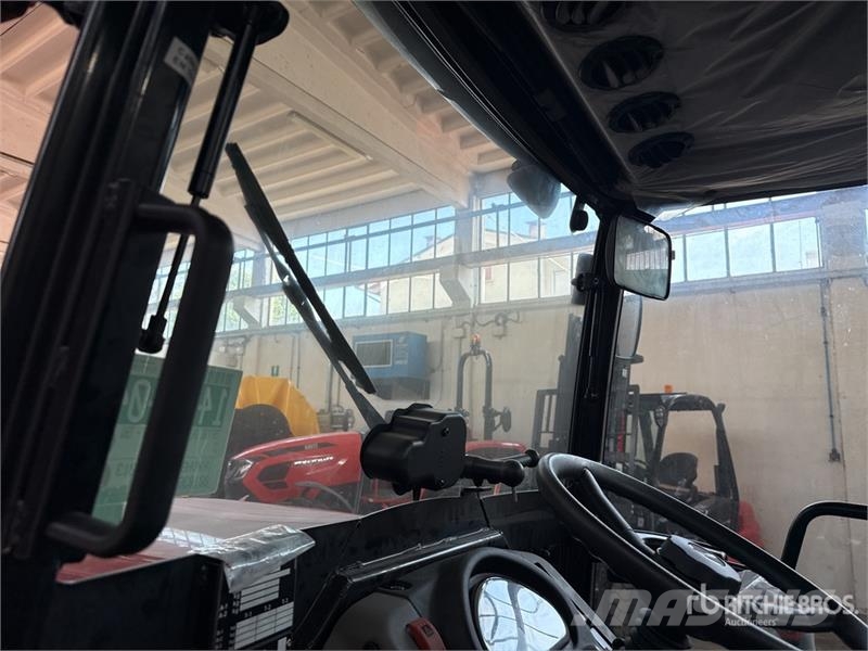 Valtra F105 4WD Tractor (Unused) Traktörler