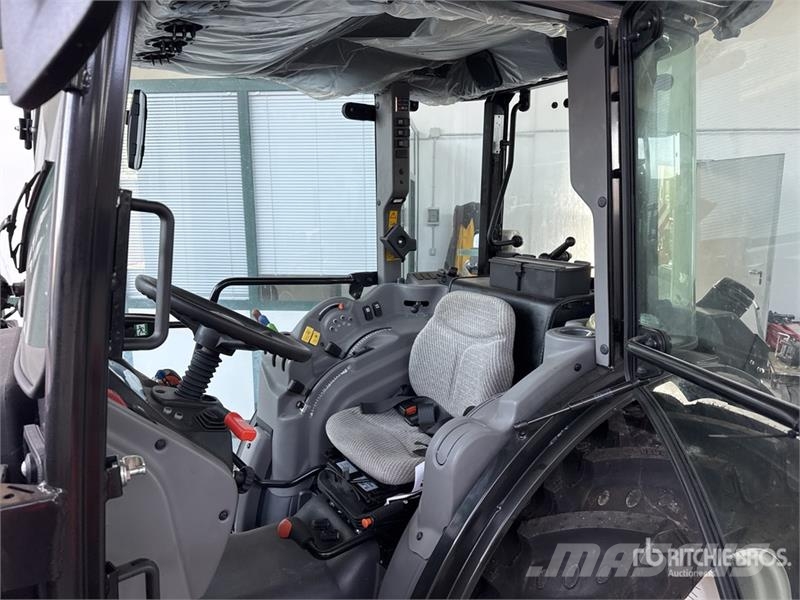 Valtra F105 4WD Tractor (Unused) Traktörler