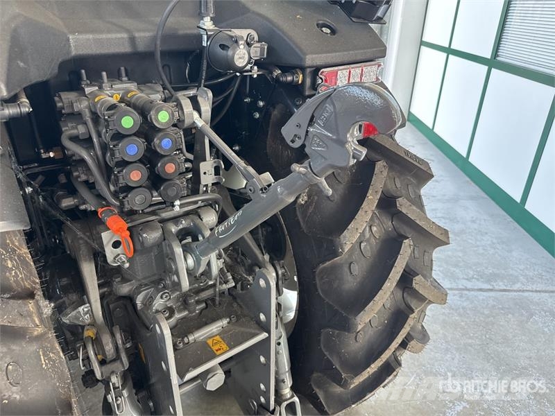 Valtra F105 4WD Tractor (Unused) Traktörler