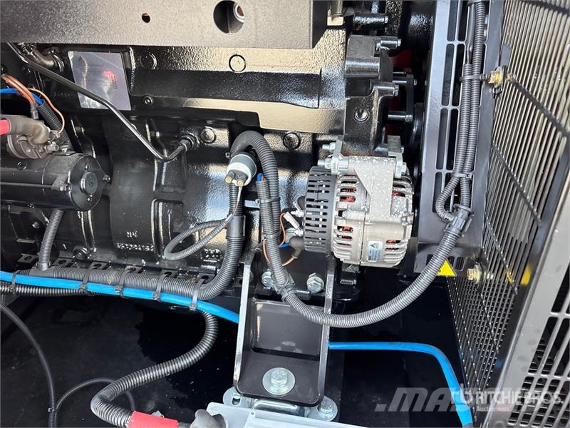 Valtra Genset VG110 88 kW Mobile Generator Set (Unused) Diesel generatoren