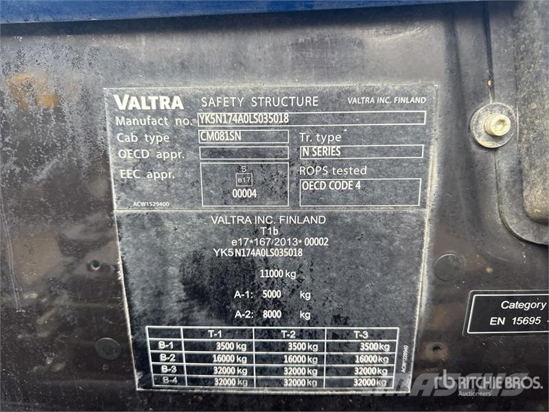 Valtra N174 4x4 Tracteur Agricole 4WD Tractor トラクター