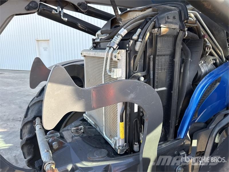 Valtra N174 4x4 Tracteur Agricole 4WD Tractor トラクター