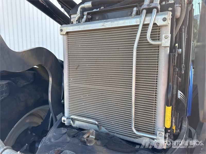 Valtra N174 4x4 Tracteur Agricole 4WD Tractor トラクター