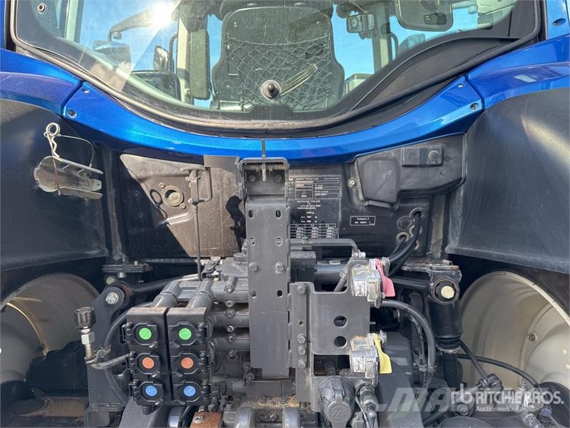 Valtra N174 4x4 Tracteur Agricole 4WD Tractor トラクター