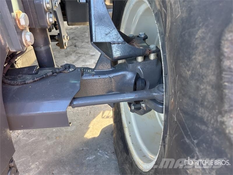 Valtra N174 4x4 Tracteur Agricole 4WD Tractor トラクター