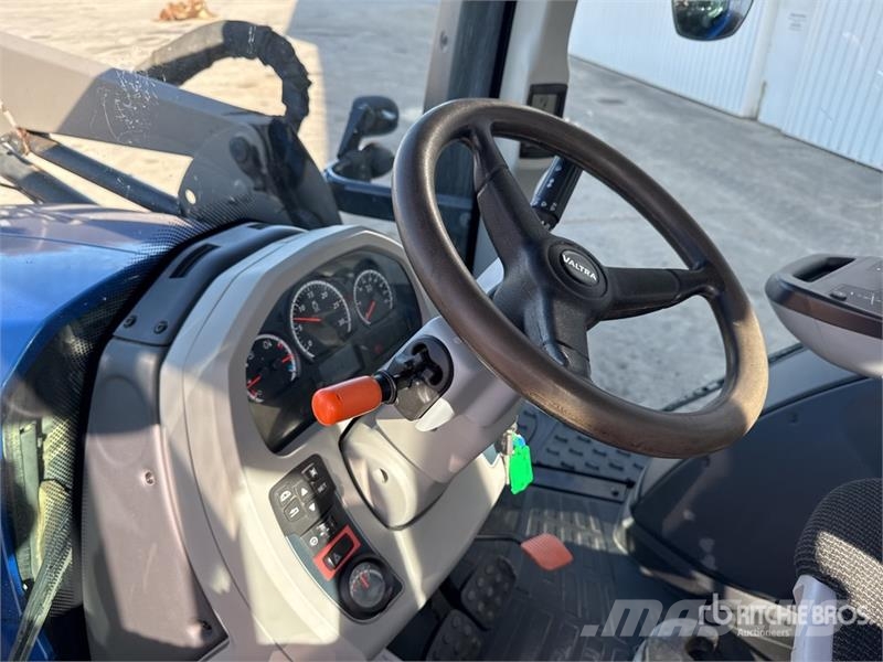 Valtra N174 4x4 Tracteur Agricole 4WD Tractor トラクター
