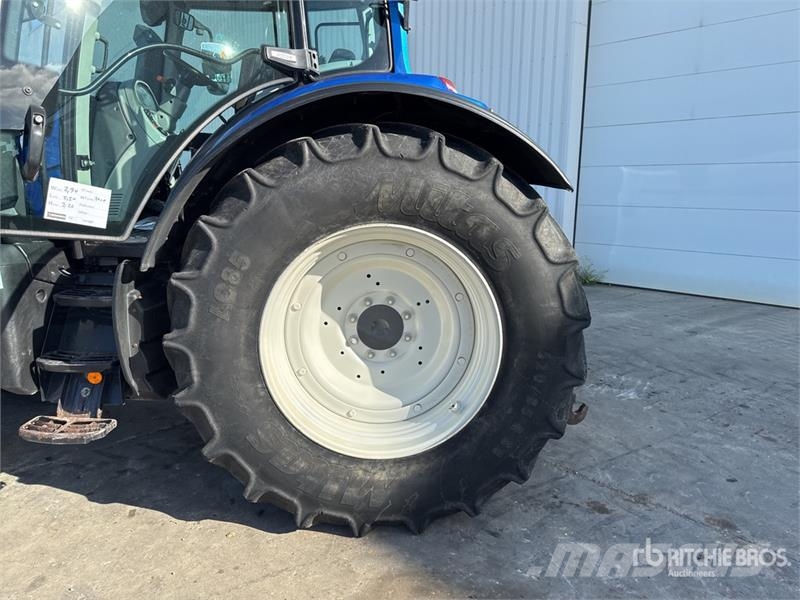 Valtra N174 4x4 Tracteur Agricole 4WD Tractor トラクター