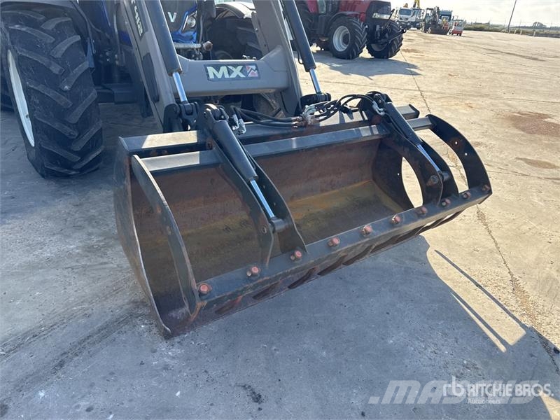 Valtra N174 4x4 Tracteur Agricole 4WD Tractor トラクター