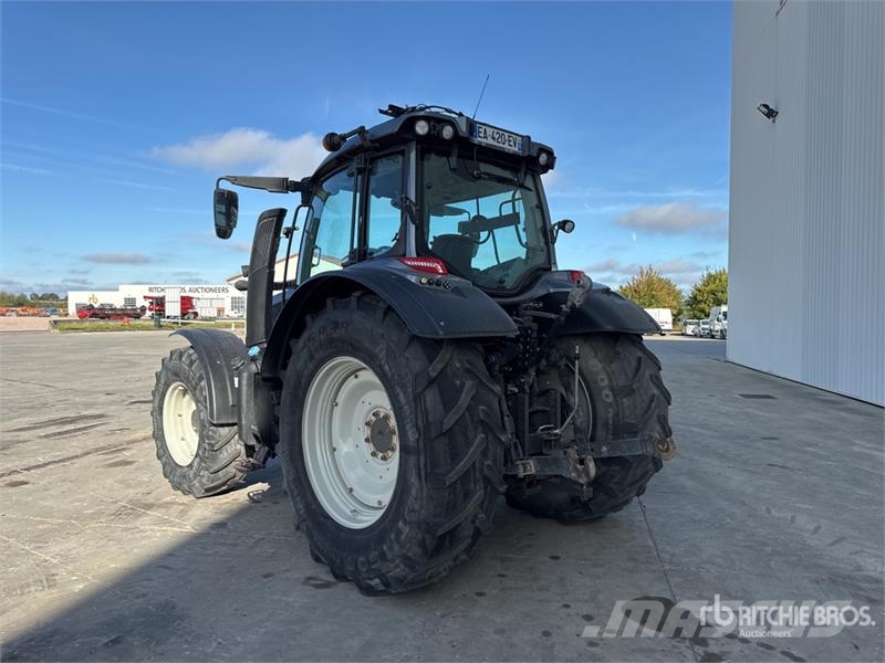 Valtra N174 Direct 4x4 Tracteur Agricole 4WD Tractor トラクター