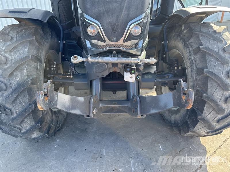 Valtra N174 Direct 4x4 Tracteur Agricole 4WD Tractor トラクター