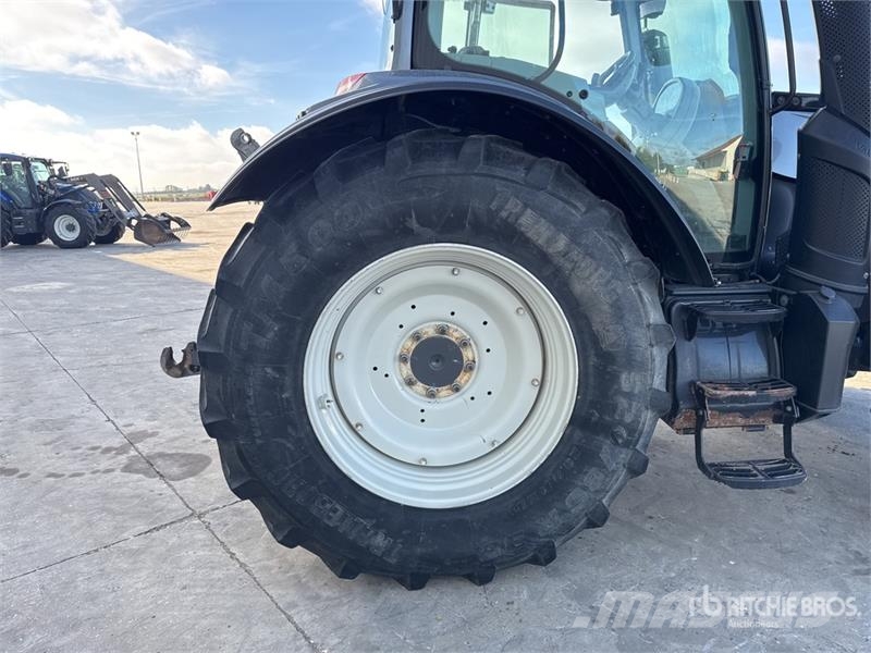 Valtra N174 Direct 4x4 Tracteur Agricole 4WD Tractor トラクター