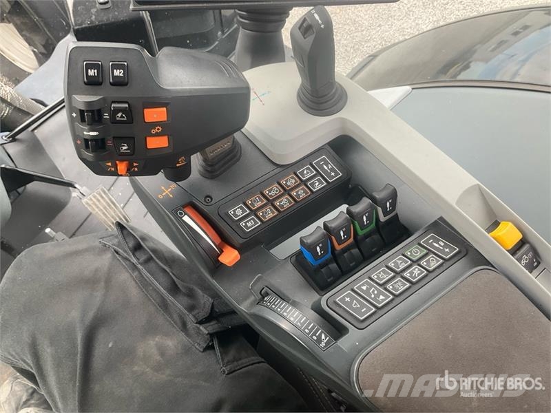 Valtra S324 SmartTouch MR19 4WD Tractor Τρακτέρ