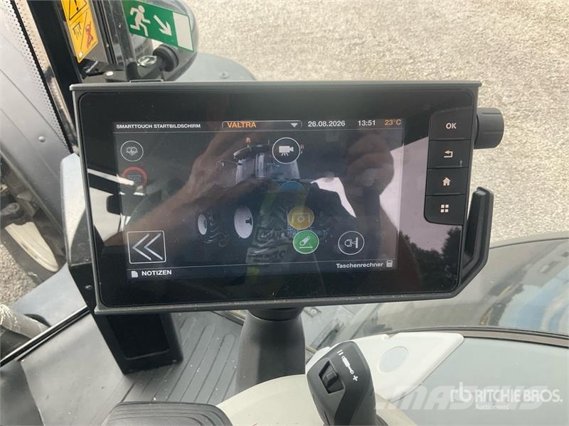 Valtra S324 SmartTouch MR19 4WD Tractor Τρακτέρ