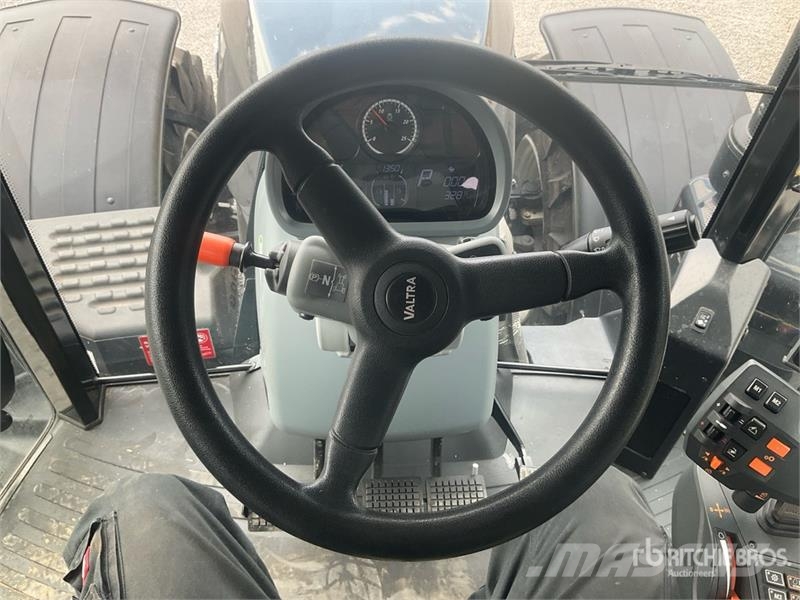 Valtra S324 SmartTouch MR19 4WD Tractor Τρακτέρ