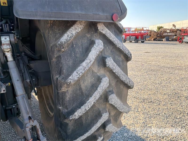 Valtra S353 4WD Tractor Трактори