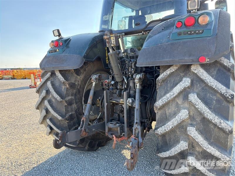 Valtra S353 4WD Tractor Трактори