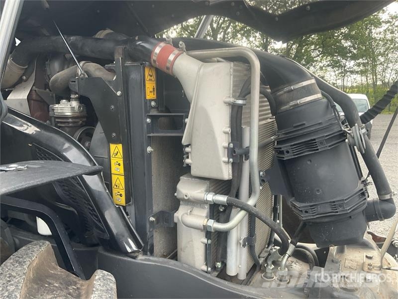 Valtra S374 Smart Touch 4WD Tractor 트랙터