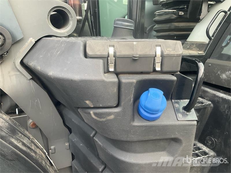 Valtra S374 Smart Touch 4WD Tractor 트랙터