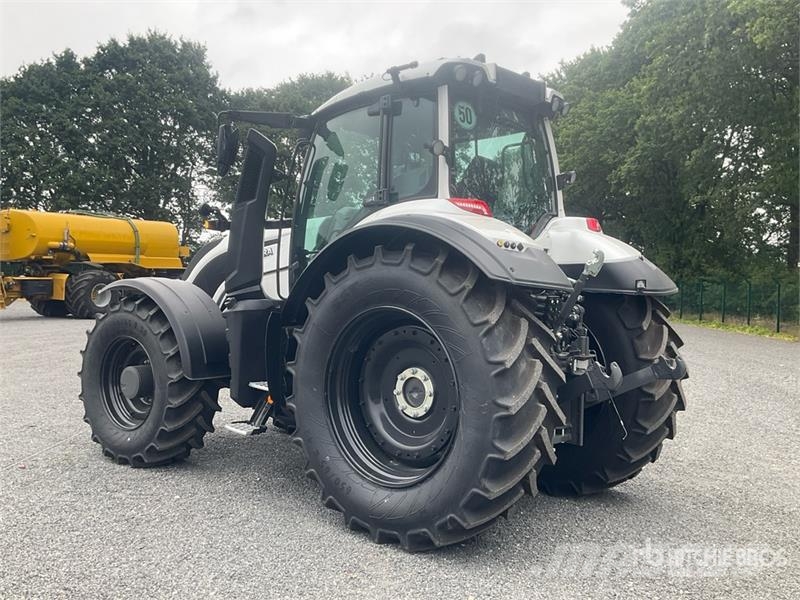 Valtra T155 A 4WD Tractor (Unused) 트랙터
