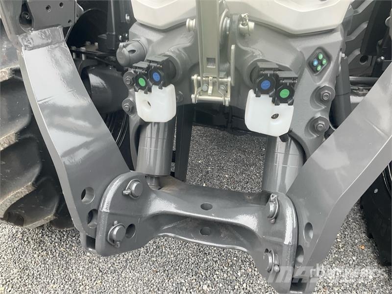 Valtra T155 A 4WD Tractor (Unused) 트랙터