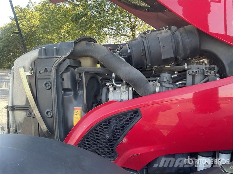 Valtra T194 H 4WD Tractor Traktorit