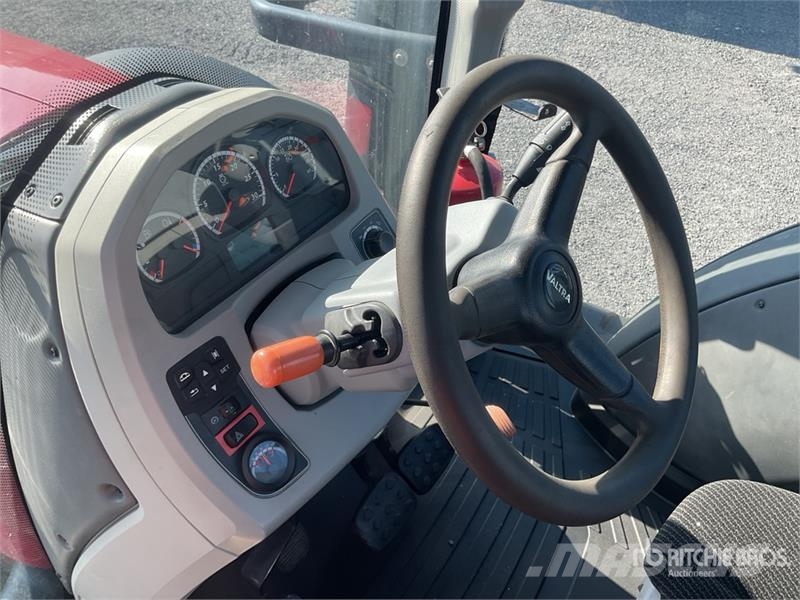 Valtra T194 H 4WD Tractor Traktorit