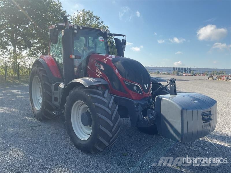Valtra T194 H 4WD Tractor Traktorit