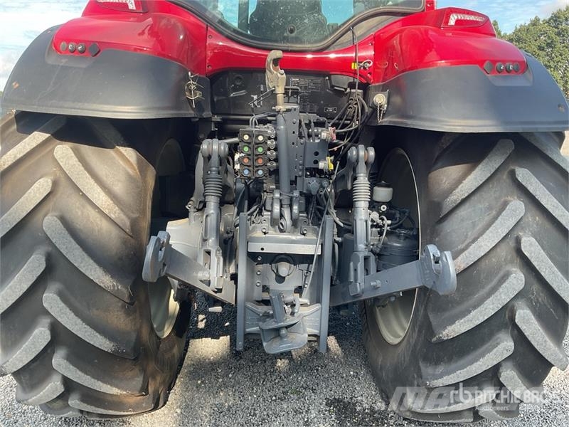 Valtra T194 H 4WD Tractor Traktorit