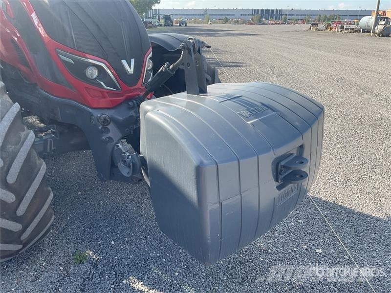 Valtra T194 H 4WD Tractor Traktorit