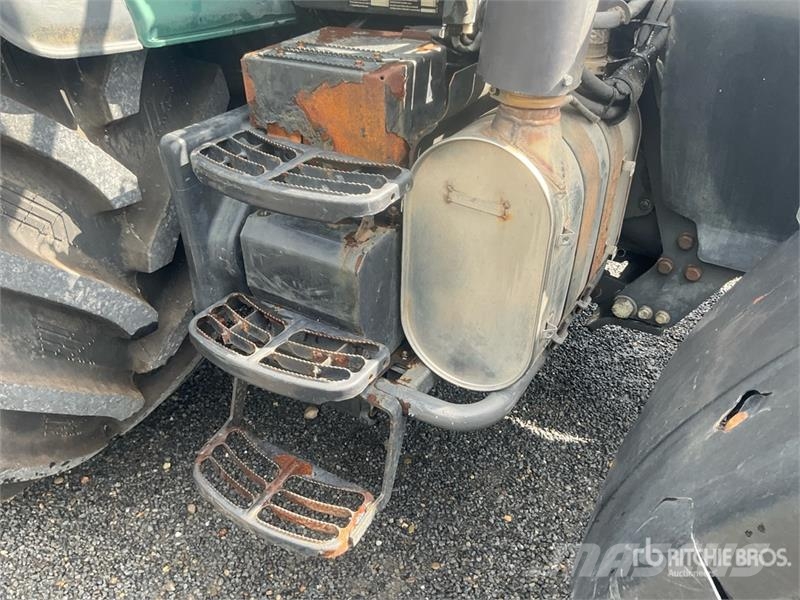Valtra T213V 4WD Tractor 트랙터