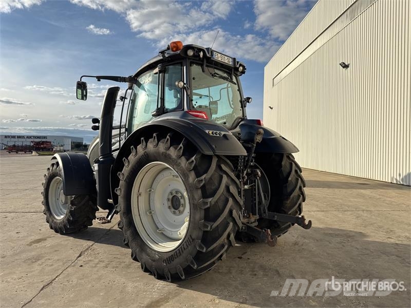Valtra T214 Direct 4x4 Tracteur Agricole 4WD Tractor Tractores