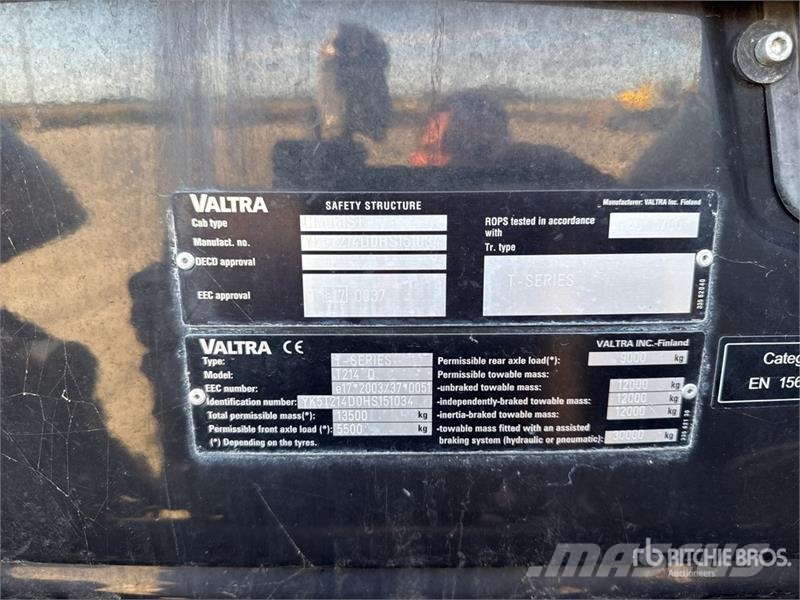Valtra T214 Direct 4x4 Tracteur Agricole 4WD Tractor Tractores
