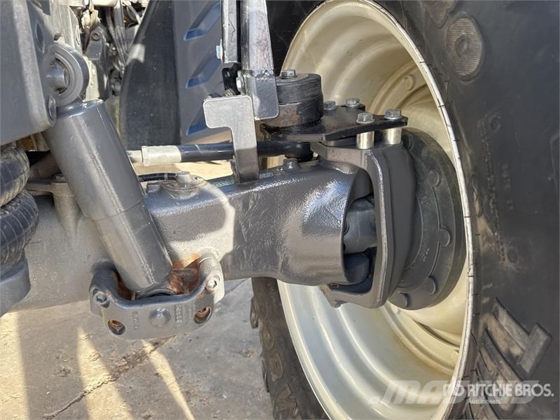 Valtra T214 Direct 4x4 Tracteur Agricole 4WD Tractor Tractores