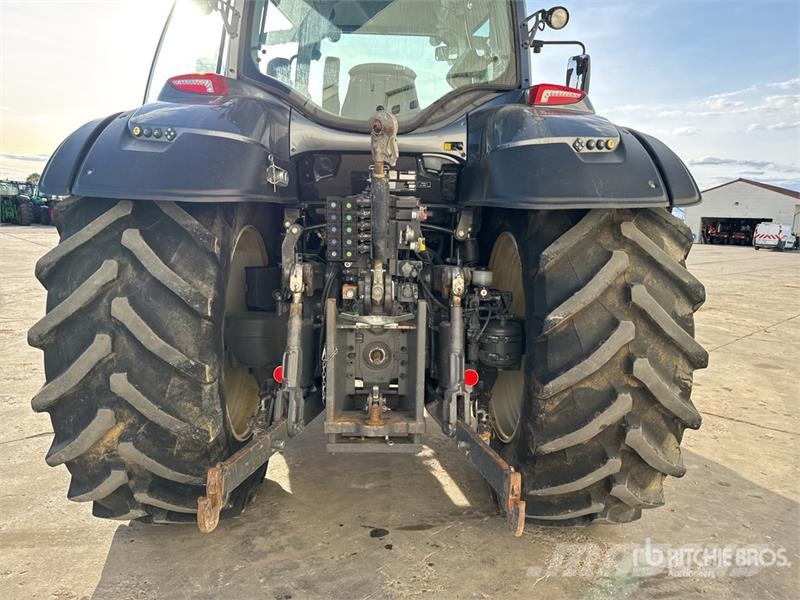 Valtra T214 Direct 4x4 Tracteur Agricole 4WD Tractor Tractores