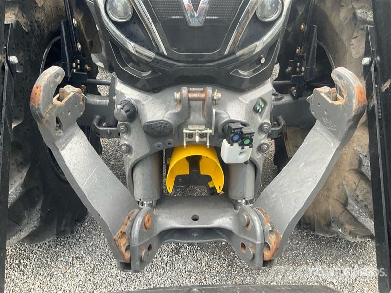 Valtra T235 Direct 4WD Tractor 트랙터