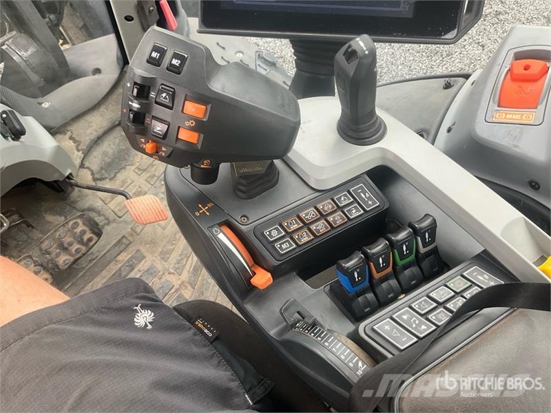 Valtra T254 Versu 4WD Tractor Traktori