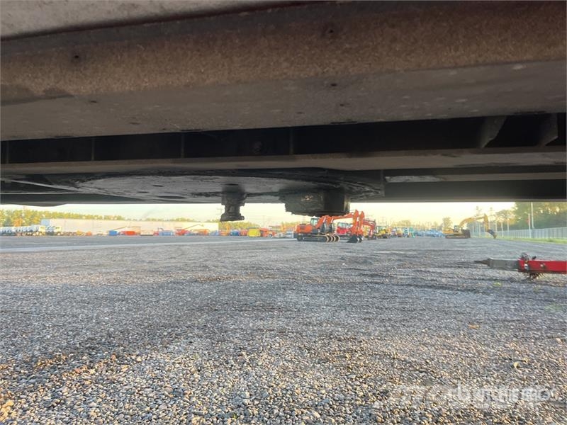 Van Eck Tri/A Refrigerated Trailer 冷凍冷蔵トレーラー