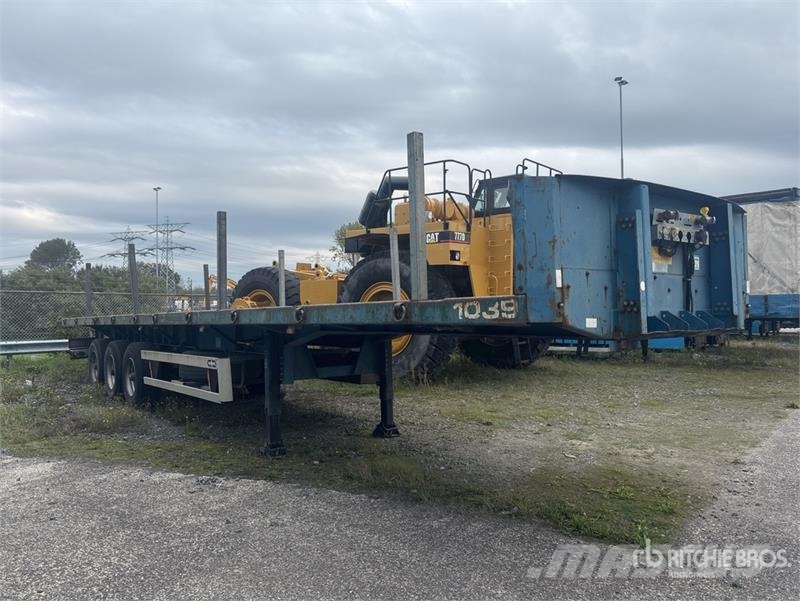 Van Hool 3B2022 Tri/A 3.5" Kingpin Heavy-duty Flatbed Trail Madelhaagised
