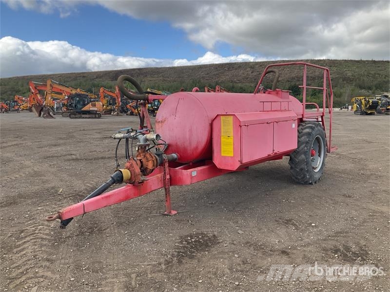  Vapo PSPU-4000 S/A Tanker Trailer Прицепы-цистерны