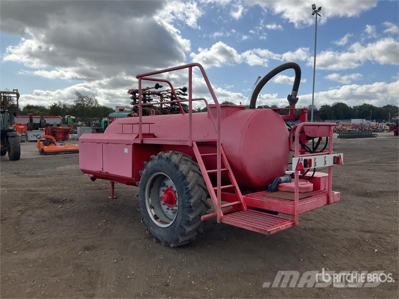  Vapo PSPU-4000 S/A Tanker Trailer Прицепы-цистерны