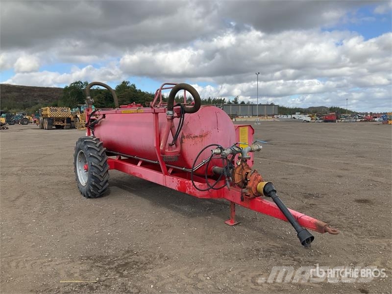  Vapo PSPU-4000 S/A Tanker Trailer Прицепы-цистерны