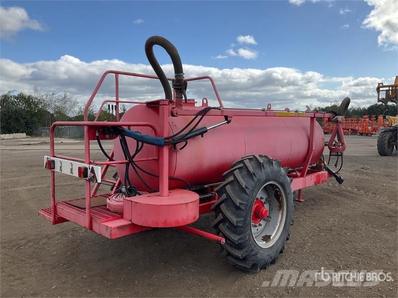  Vapo PSPU-4000 S/A Tanker Trailer Прицепы-цистерны