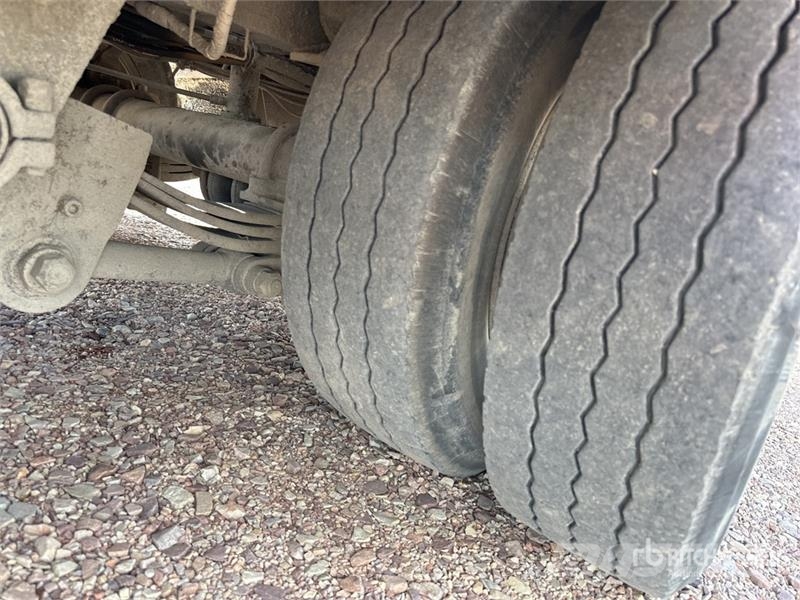 Verem VPE3S42N Tri/A Semi-Remorque Porte-Engins 3 Essieu Нискотоварачи