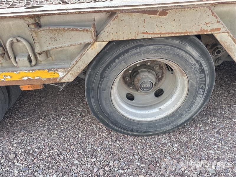 Verem VPE3S42N Tri/A Semi-Remorque Porte-Engins 3 Essieu Нискотоварачи