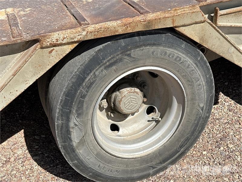 Verem VPE3S42N Tri/A Tri/A Semi-Remorque Porte Engin 3 E Nizki nakladalci