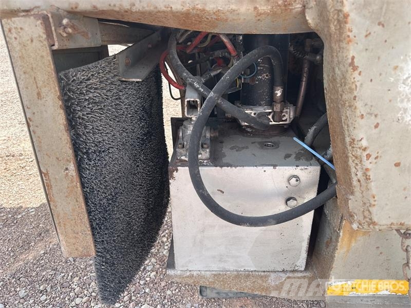 Verem VPE3S42N Tri/A Tri/A Semi-Remorque Porte Engin 3 E Nizki nakladalci